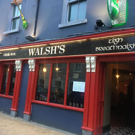 Walsh'S Apartment 2 ウェストポート エクステリア 写真